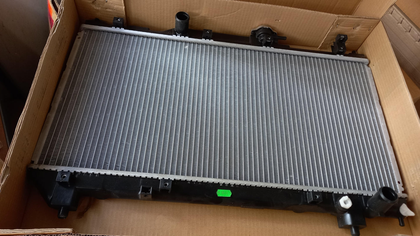 Original TOYOTA Avensis Corola Wasserkühler 1640003180