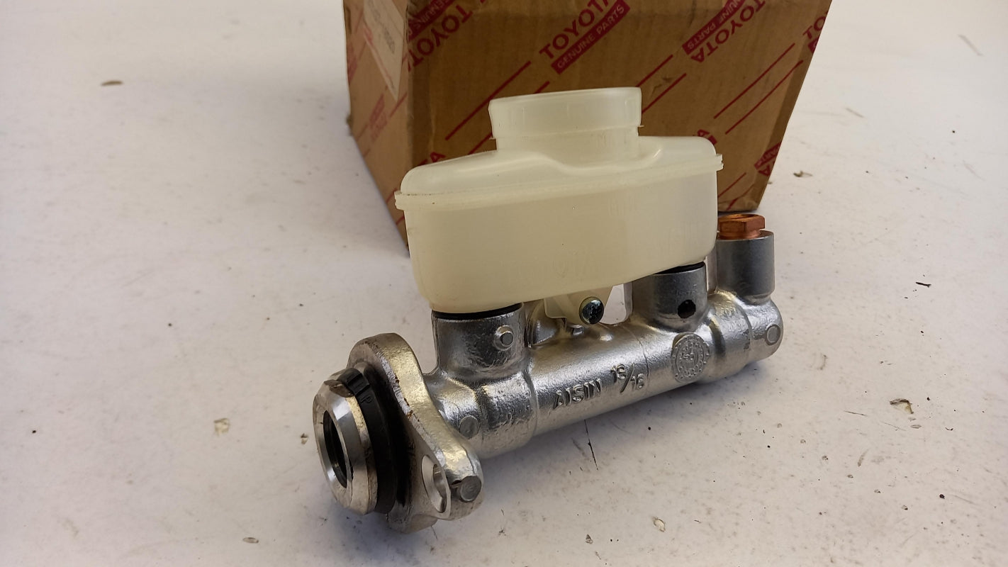 Original TOYOTA Tercel 1983-1988 Hauptbremszylinder 4720716020