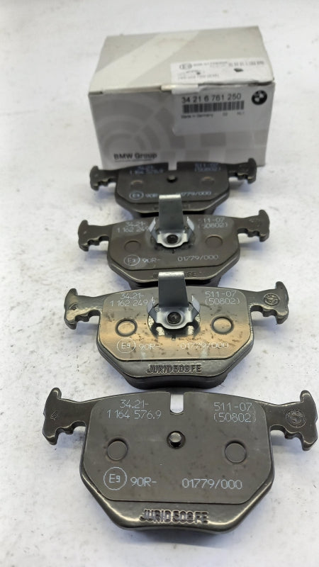 Original BMW 7re E38 Bremsbeläge Bremsklötze asbestfrei hinten 34216761250