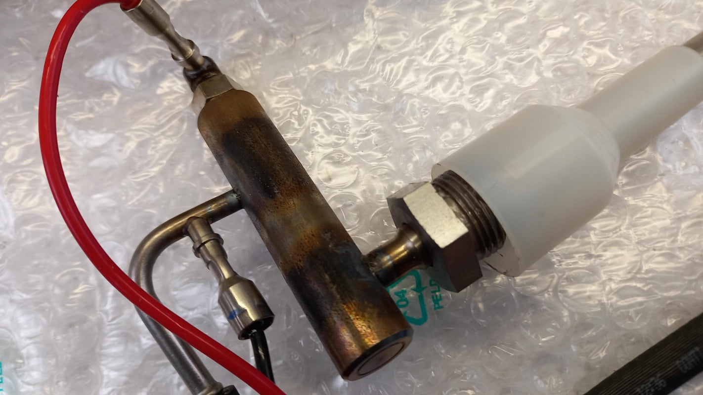 Original FIAT Ducato 2.2 JTD Euro 5 2006-2014 Katalysator Injektor 9816547280