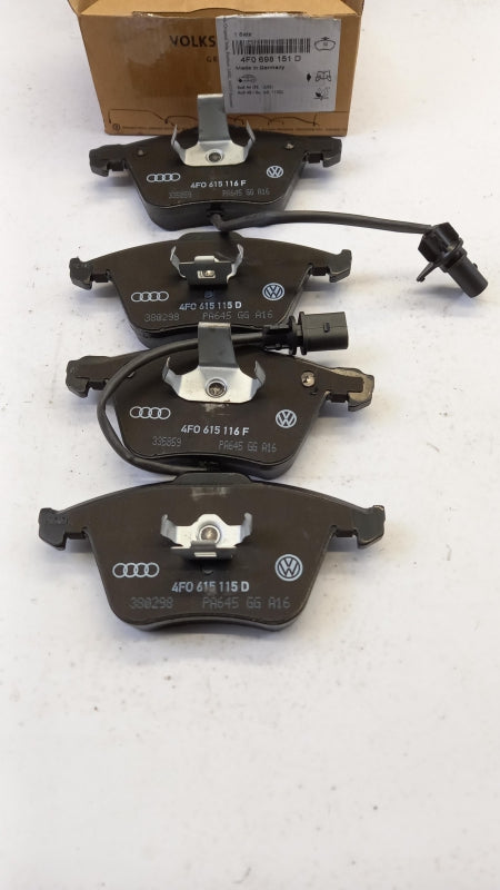 Original AUDI A6 (C6) '04-'11 front brake pads 4F0698151D 