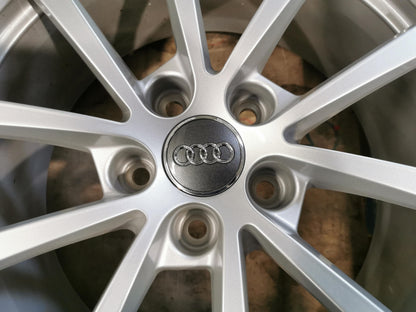 Original AUDI A6 (2019-) Winterkomplettrad 17 Zoll Links 4K00736478Z8