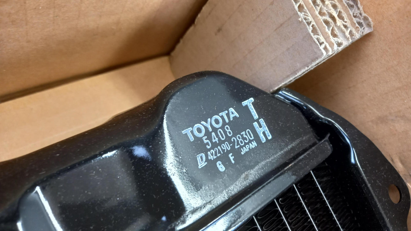 Original OE TOYOTA Wasserkühler 1640054082