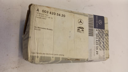 Original MERCEDES-BENZ W638 Vito Bremsbeläge Bremsklötze vorne A0034205420