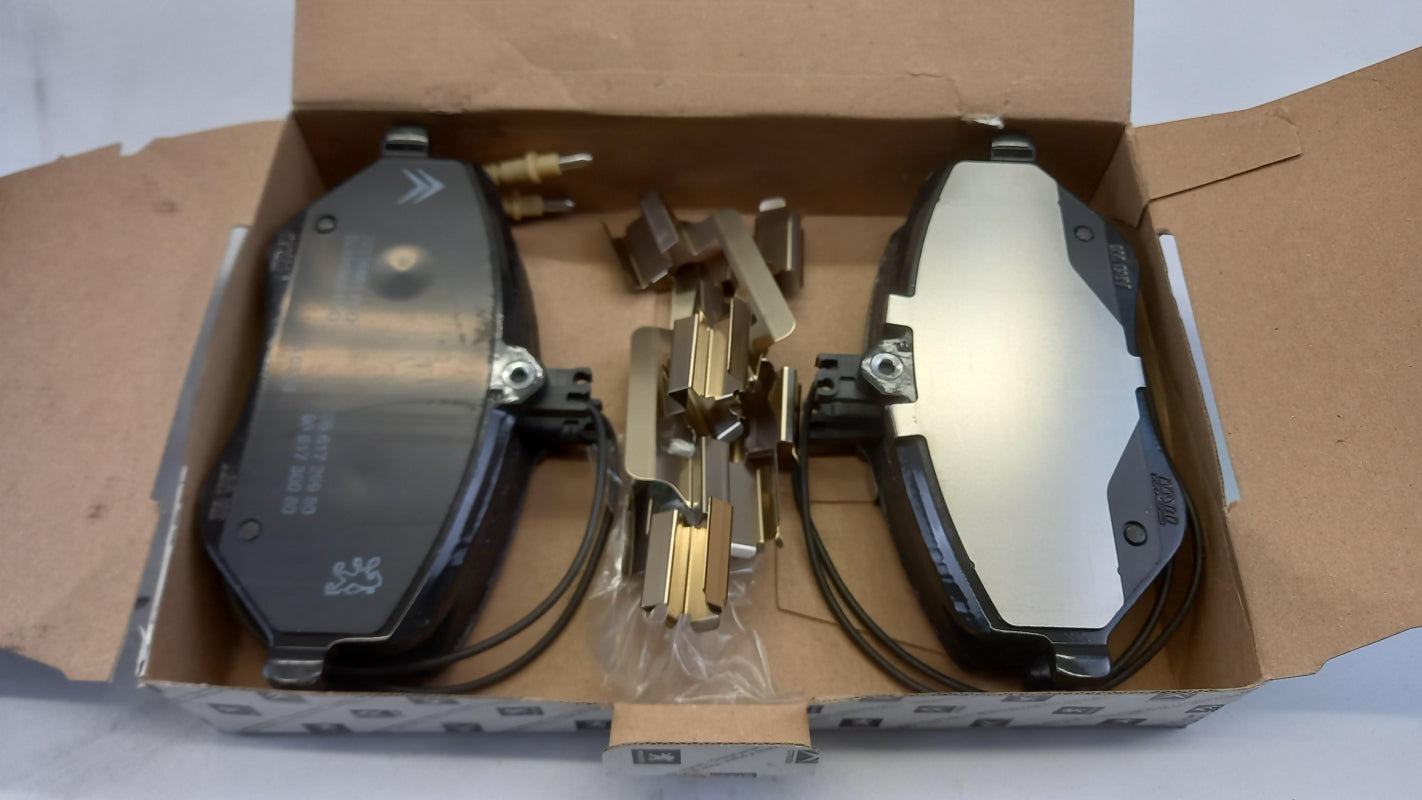 Original PEUGEOT 407 (2004-2007) Bremsbeläge Satz Vorne 425348