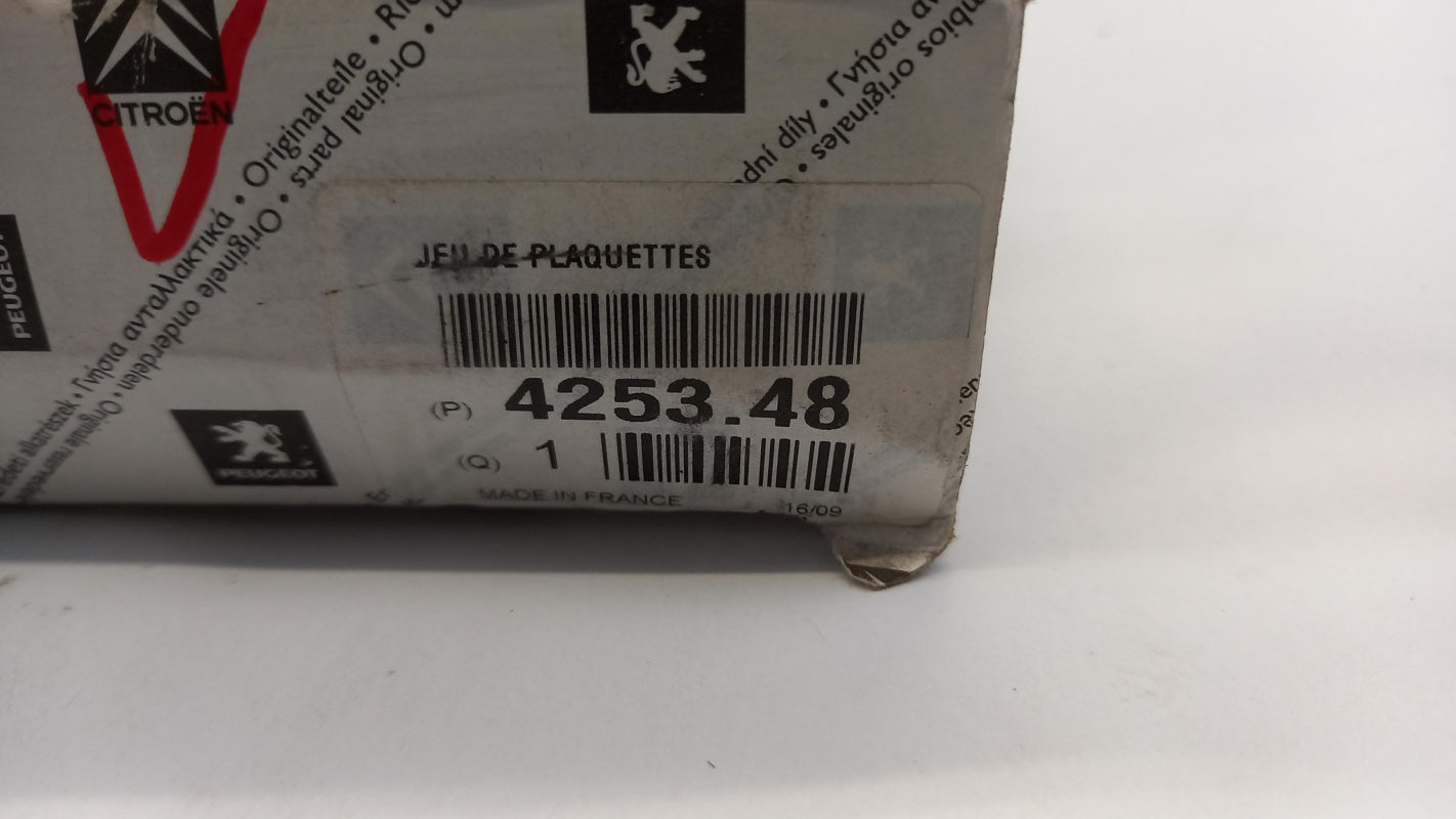 Original PEUGEOT 407 (2004-2007) Bremsbeläge Satz Vorne 425348