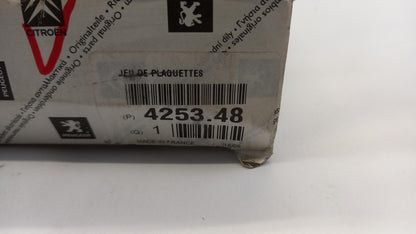 Original PEUGEOT 407 (2004-2007) Bremsbeläge Satz Vorne 425348