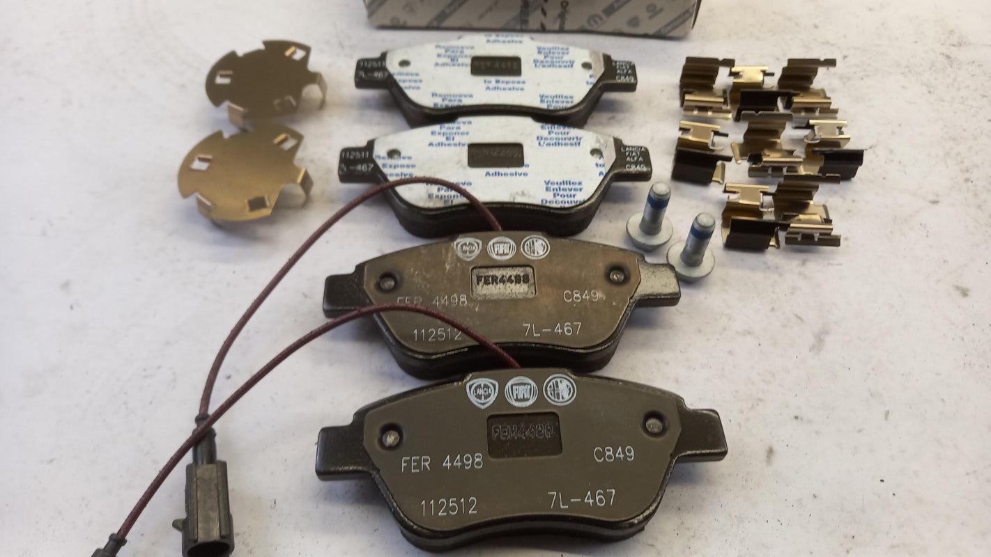Original FIAT 500 '07- Linea '07- Bremsbeläge vorne 77365857