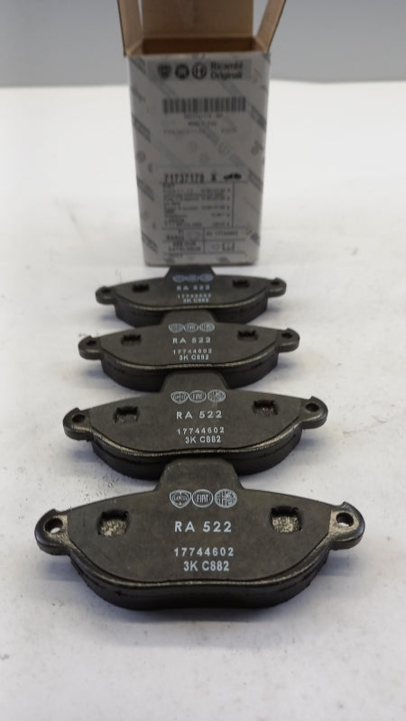 Original FIAT Punto brake pads front brake pad set 71737179 