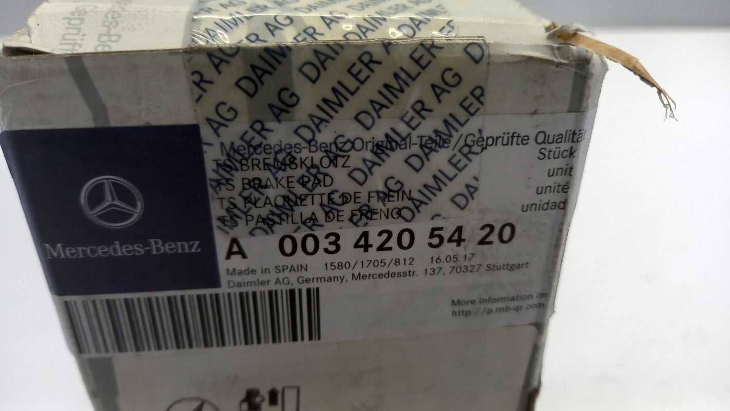 Original MERCEDES-BENZ W638 Vito Bremsbeläge Bremsklötze vorne A0034205420