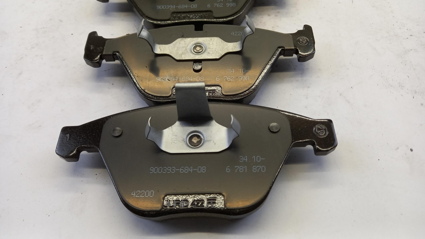 Original BMW 7' E65 E66 Bremsbeläge Satz Vorne 34116781873