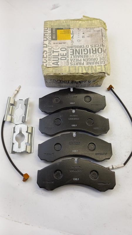 Original RENAULT Mascott Bremsbeläge hinten 5001844747