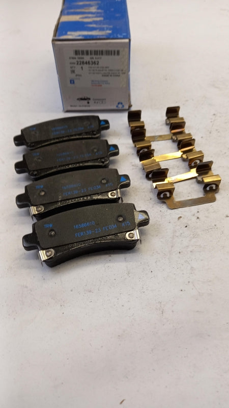 Original OPEL Insignia G09 rear brake pads 22846362 