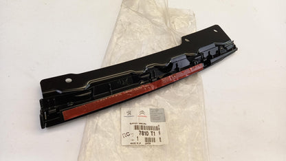 Original CITROEN C-Crosser Halterung für das Emblem Vorne Links 7810T1
