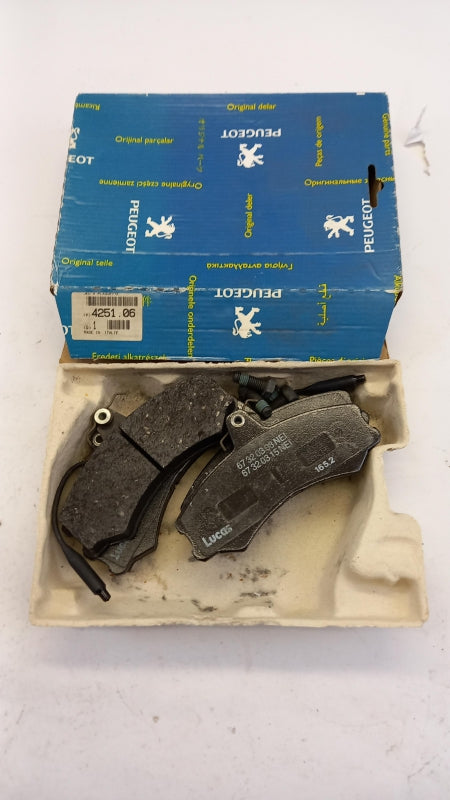 Original PEUGEOT J5 CITROEN C25 Bremsbeläge vorne 425106