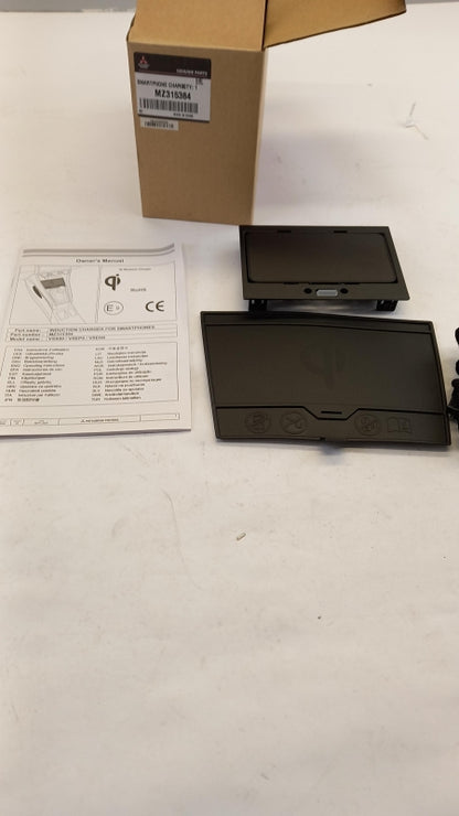 Original OE MITSUBISHI Telefon Ladegerät MZ315384