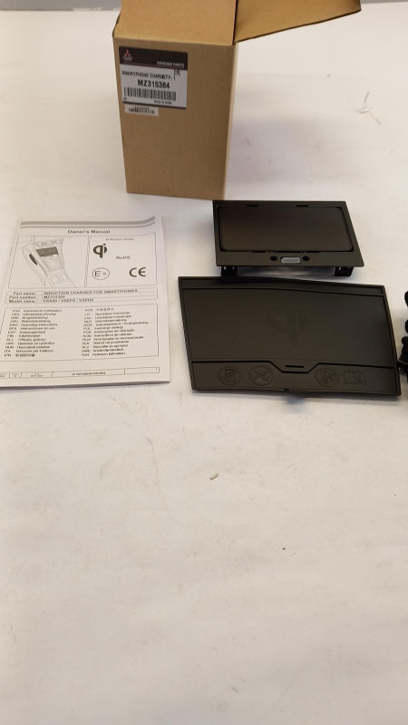 Original OE MITSUBISHI Telefon Ladegerät MZ315384