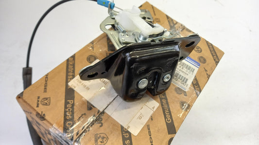 Original Dodge Grand Caravan Chrysler Town Country Heckklappenschloss 4589243AG
