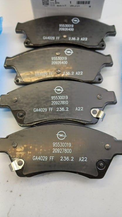 Original OPEL Astra-J 2009-2015 Bremsbeläge Satz Vorne 95530019