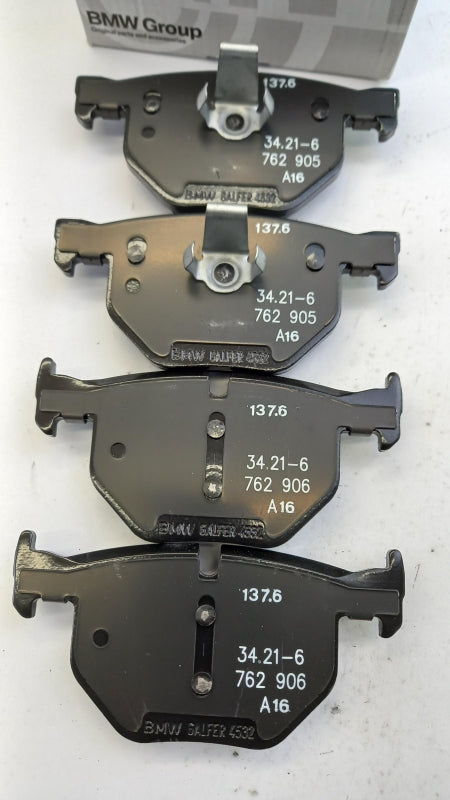 Original BMW 5' E60 E61 6' E63 E64 Bremsbeläge Bremsklötze hinten 34216763043