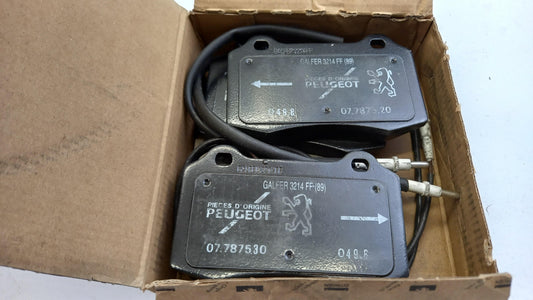Original PEUGEOT 406 Bremsbeläge Bremsklötze vorne 425251