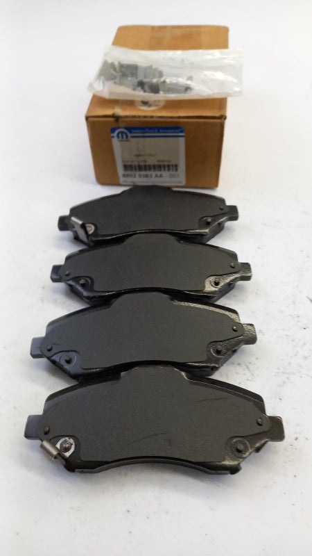 Original JEEP Cherokee Wrangler DODGE Journey Bremsbeläge vorne K68029263AA