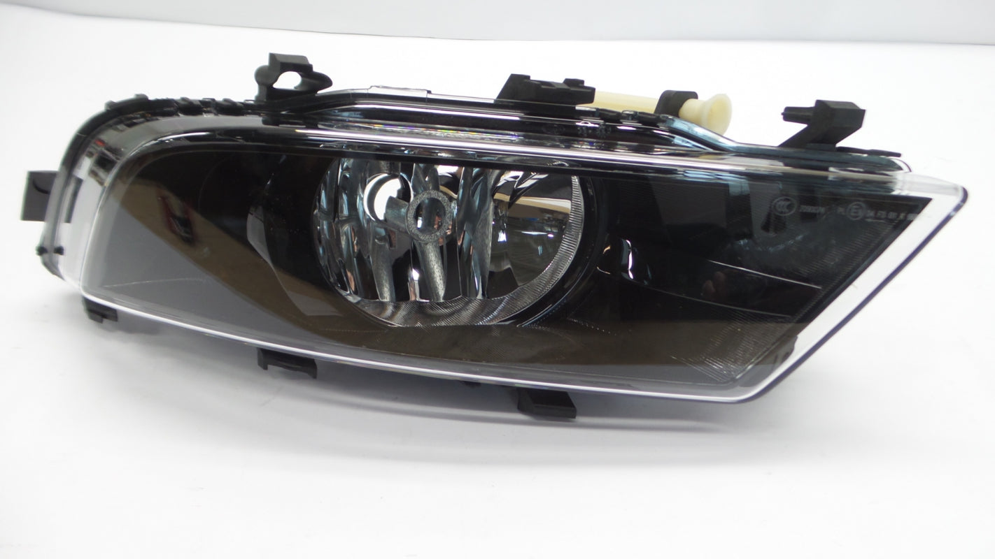 Original SKODA Superb B6 '13-'15 Halogen Nebelscheinwerfer rechts 3T0941702C