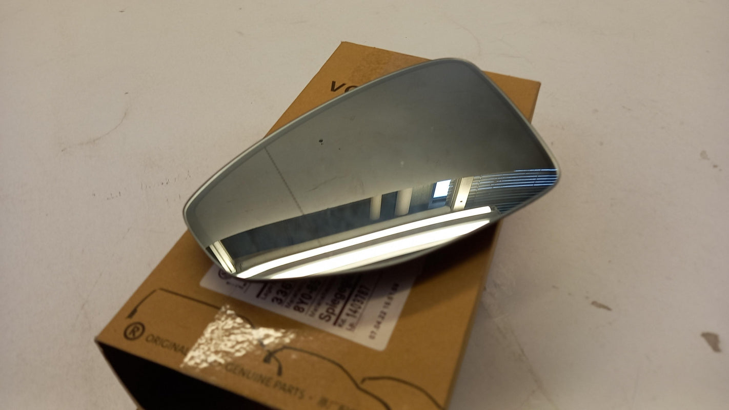 Original OE Volkswagen Außenspiegelglas 8Y0857535E