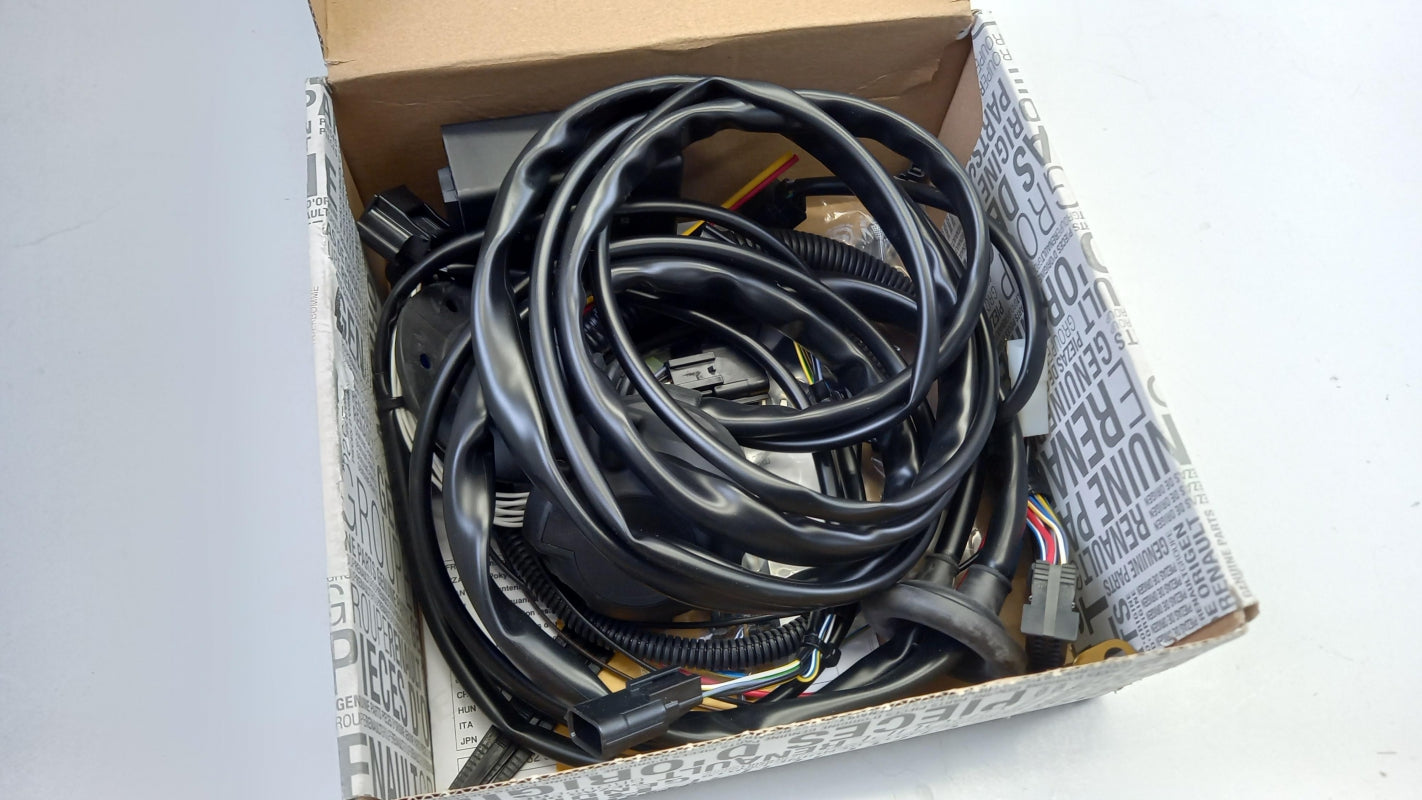 Original OE RENAULT Anhängerkupplung Elektrosatz 8201727312