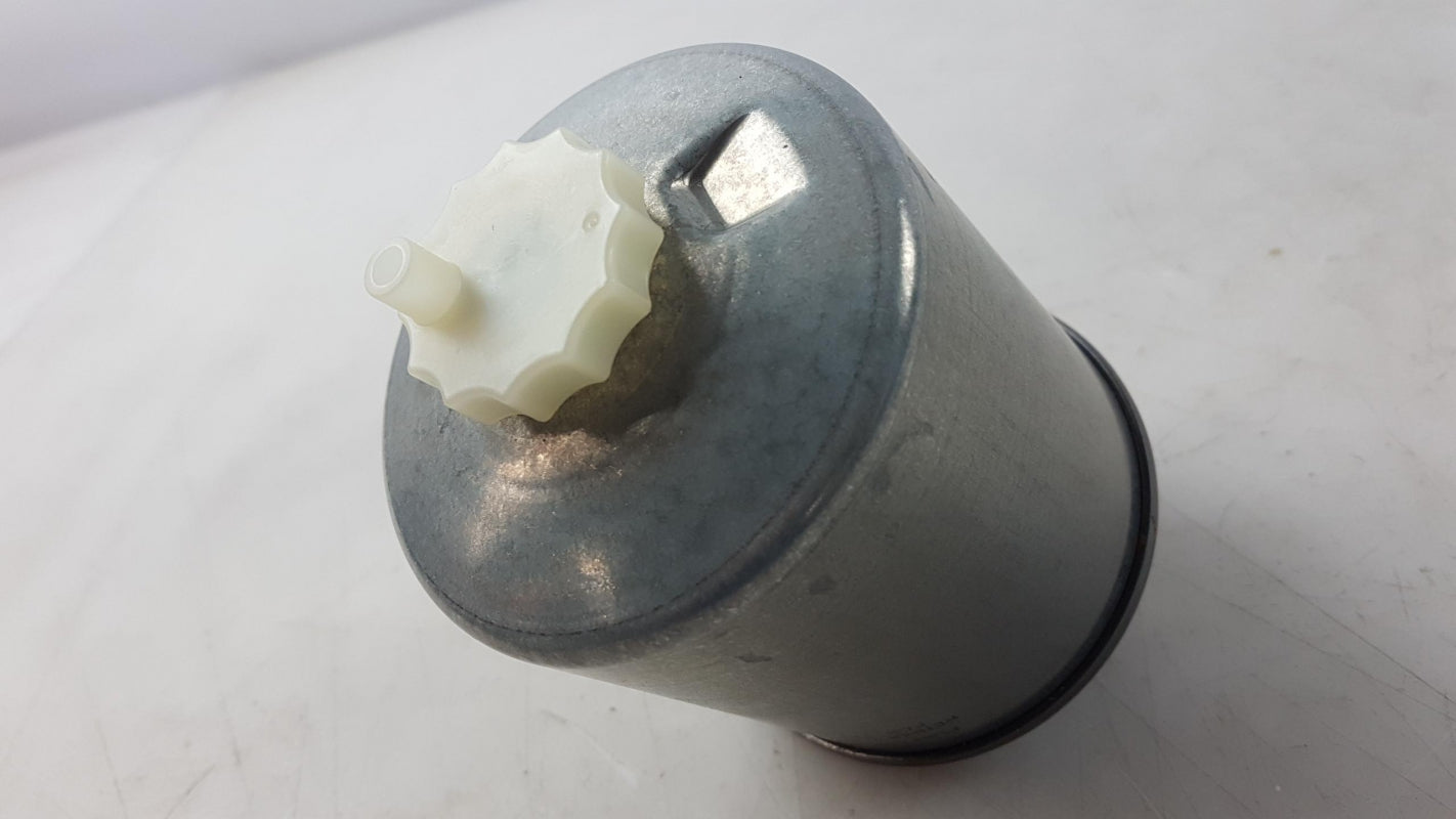 Original OE RENAULT Kraftstofffilter 8200638748
