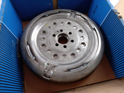 SACHS Kupplungssatz + Schwungrad für 2.0TDI AUDI A3 VW Golf Passat 2289601002