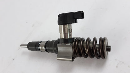 Original VW Passat B6 2.0 TDI Einspritzdüse 000130073SX