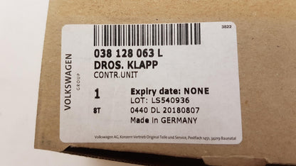 Original AUDI A3 VW Passat Sharan Touran 1.9TDi Drosselklappenstutzen 038128063L