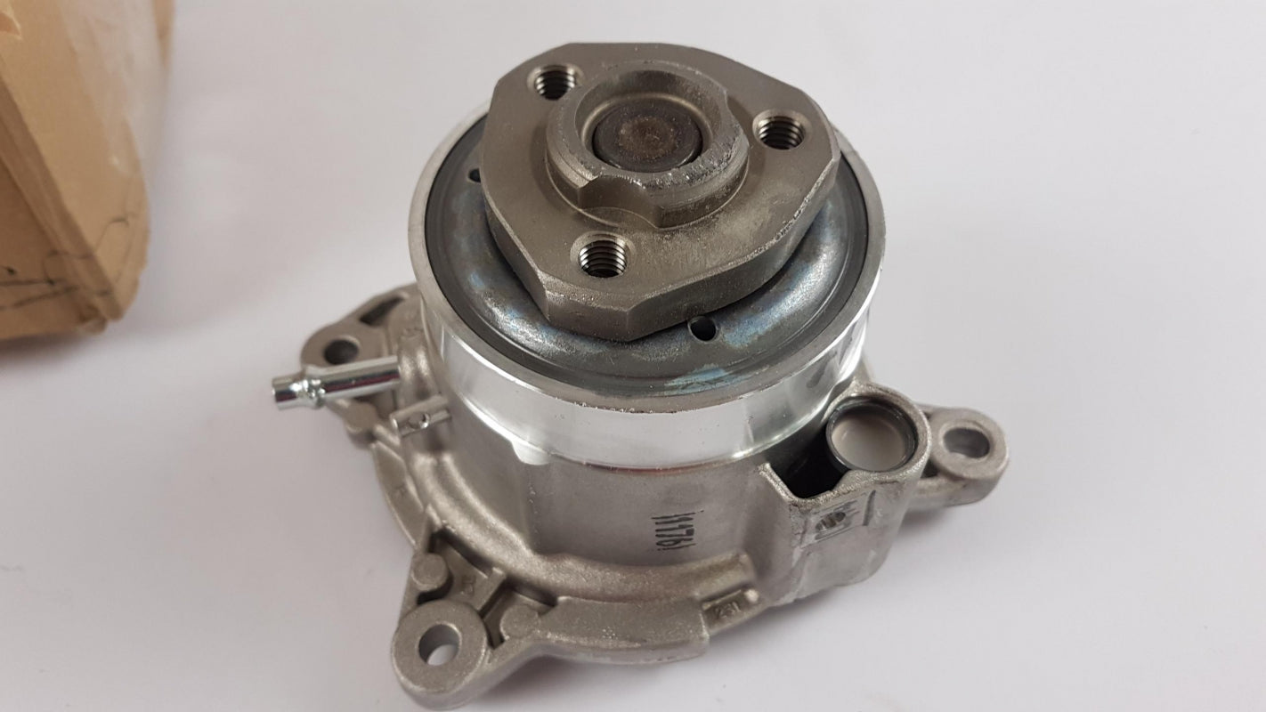 Original AUDI A1 A3 VW Golf Polo Caddy Touran 1.2 TSI Wasserpumpe 03F121004E