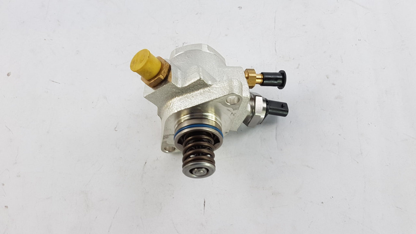 Original OE Volkswagen Kraftstoff-Fördereinheit 04E127026H