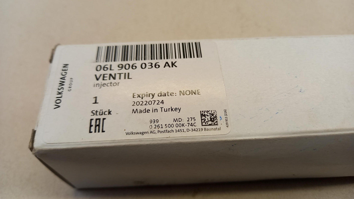 Original OE Volkswagen Injektor 06L906036AK