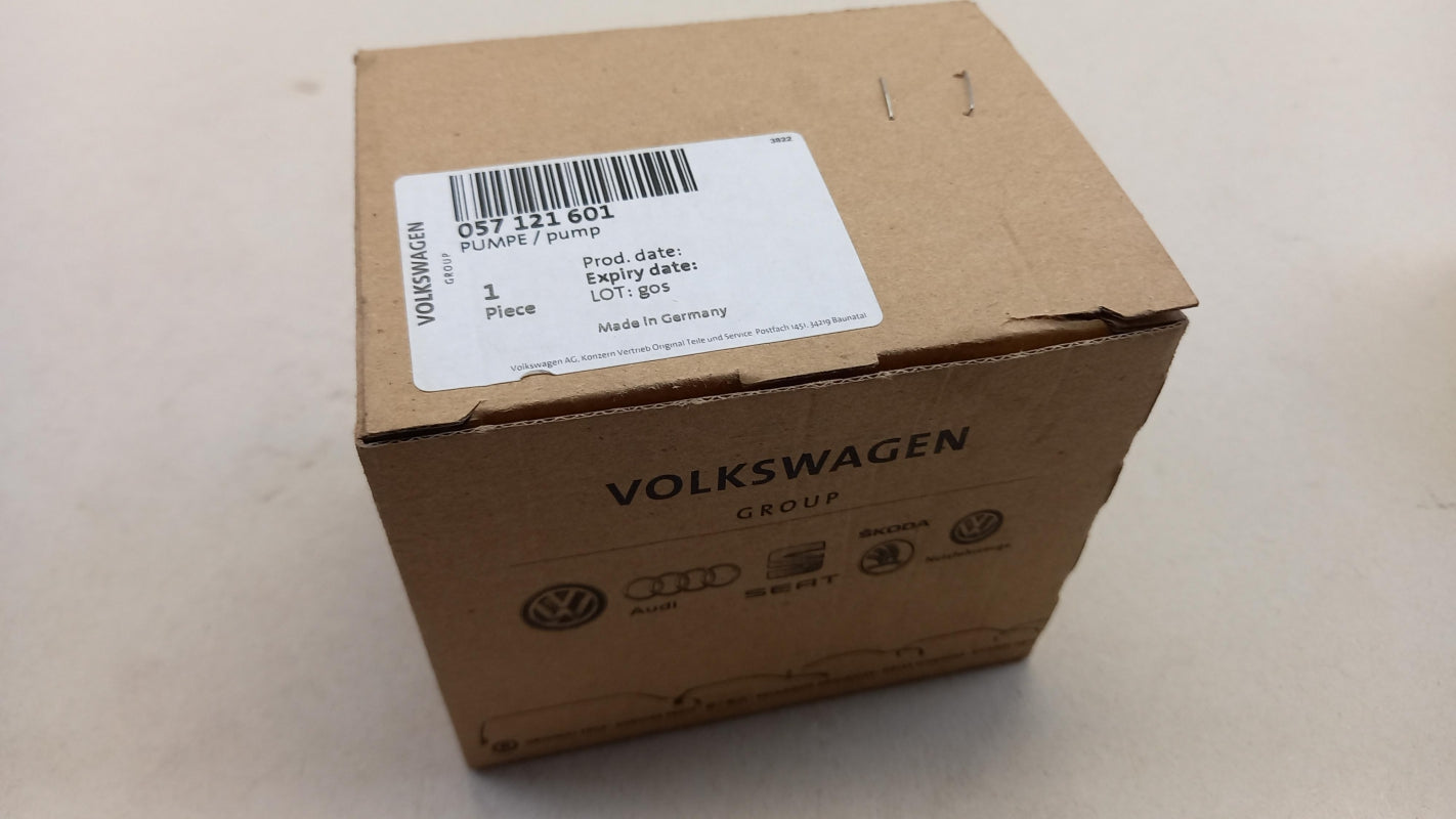 Original OE Volkswagen Zusätzliche Wasserpumpe 057121601