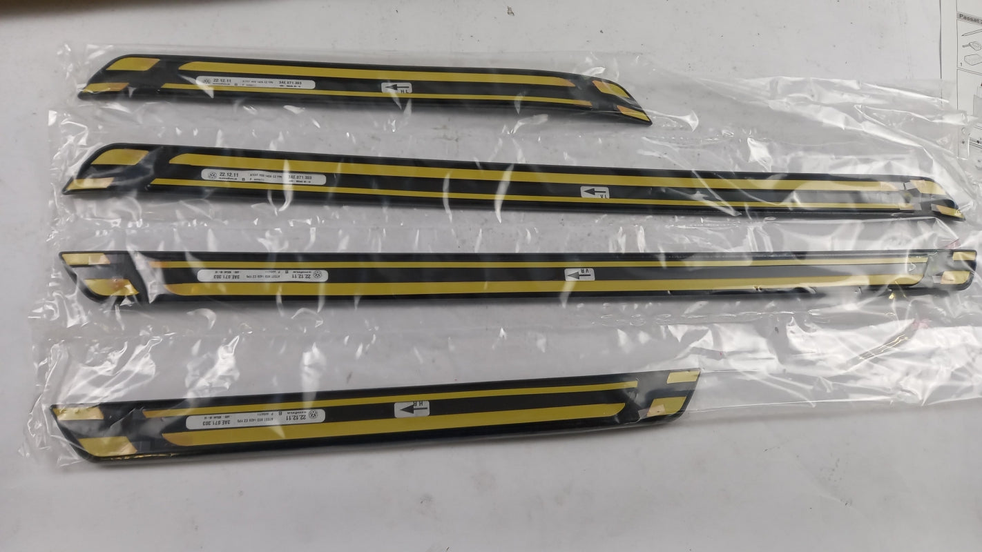 Original VW Passat Einstiegsleiste 4 stück Edelstahl vorne+hinten 3AE071303