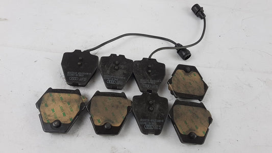 Original AUDI A8 I (1999-2002) Bremsbeläge Satz Vorne 4D0698151P