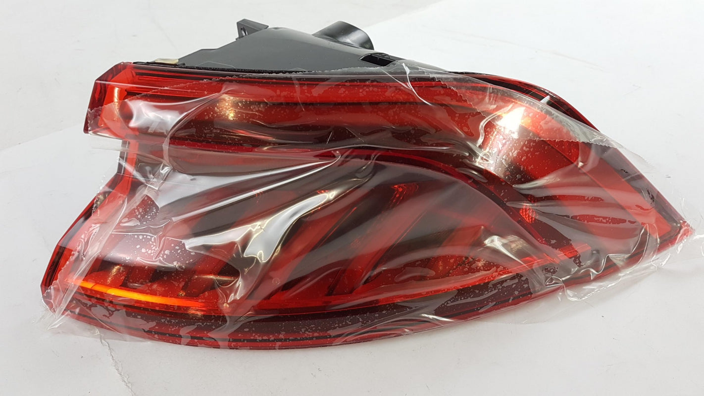 Original AUDI Q8 rear light tail light LED right 4M8945070 