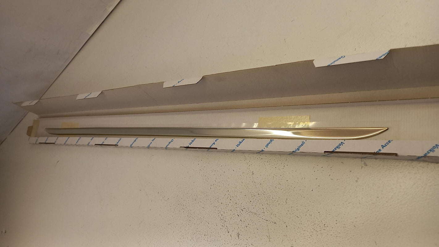 Original OE Volkswagen Heckklappe Zierleiste 5G0071360