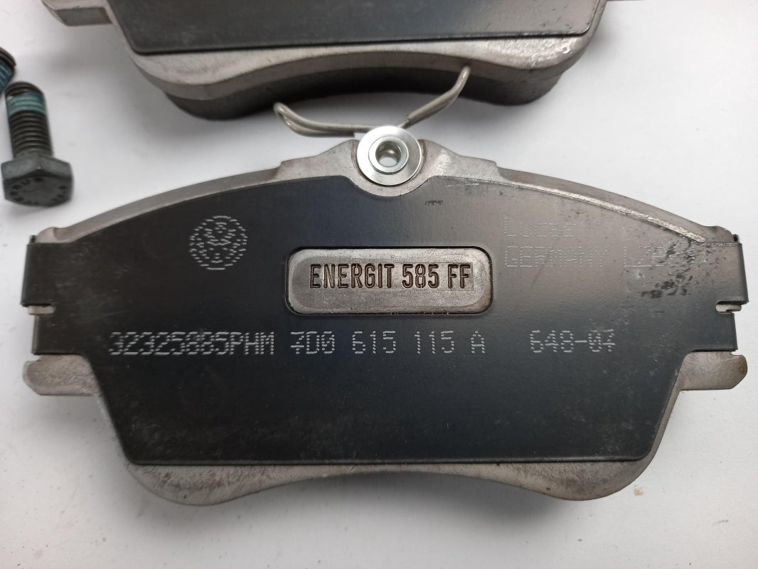 Original VW Transporter T4 '91-'98 Bremsbeläge vorne 701698151J