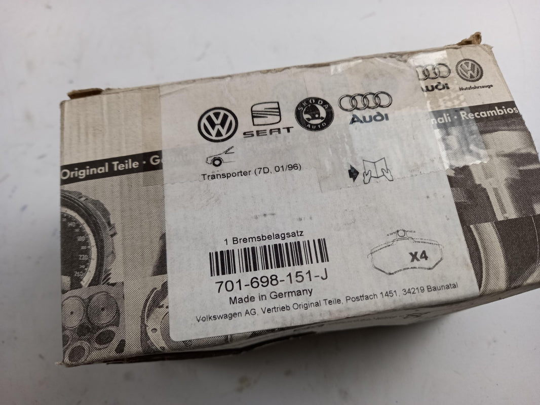 Original VW Transporter T4 '91-'98 Bremsbeläge vorne 701698151J