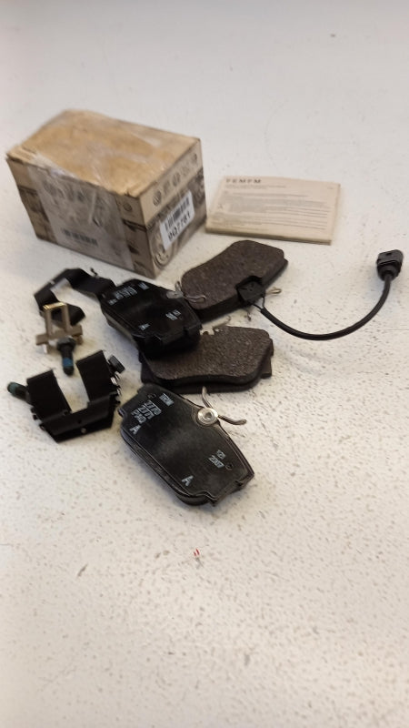 Original VW Transporter '97-'04 Bremsbelag-Satz hinten 7D0698451J