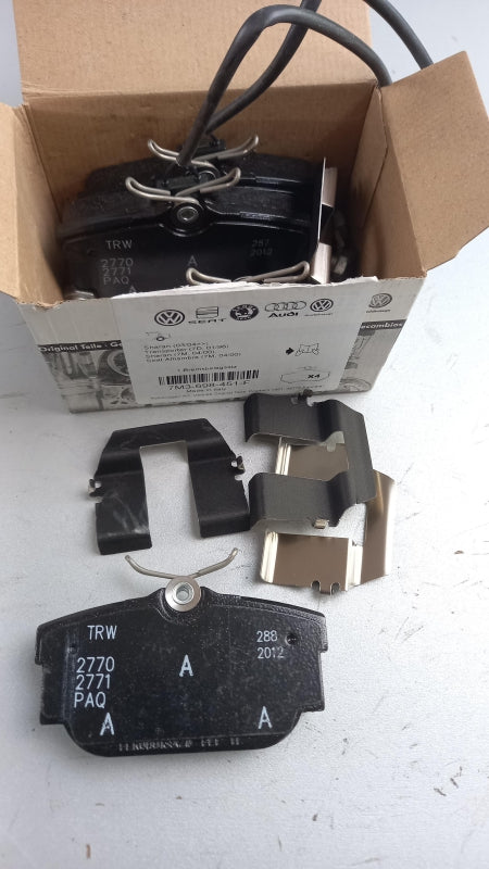 Original VW Sharan Transporter SEAT Alhambra Bremsbeläge hinten 7M3698451F