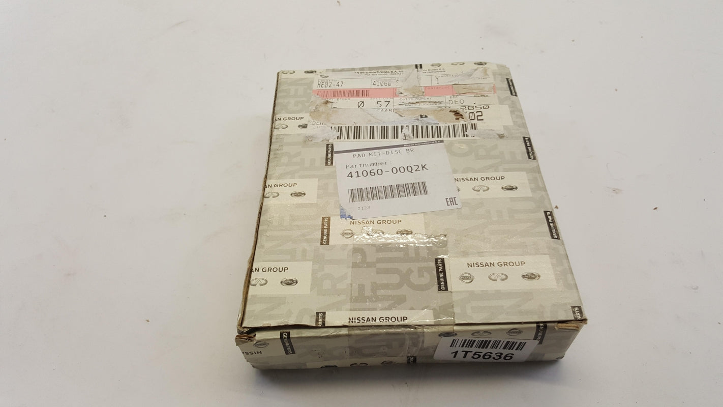 Original NISSAN NV400 2019-2024 Bremsbeläge Satz Vorne 4106000Q2K