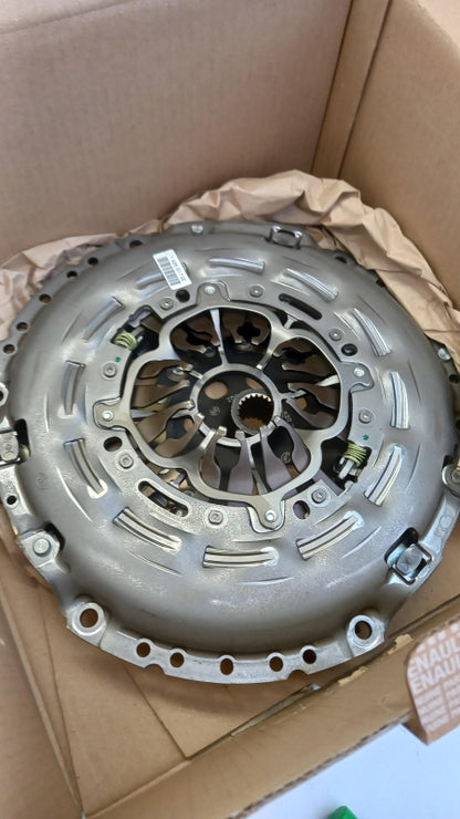 Original OE RENAULT Kupplungssatz 302188875R