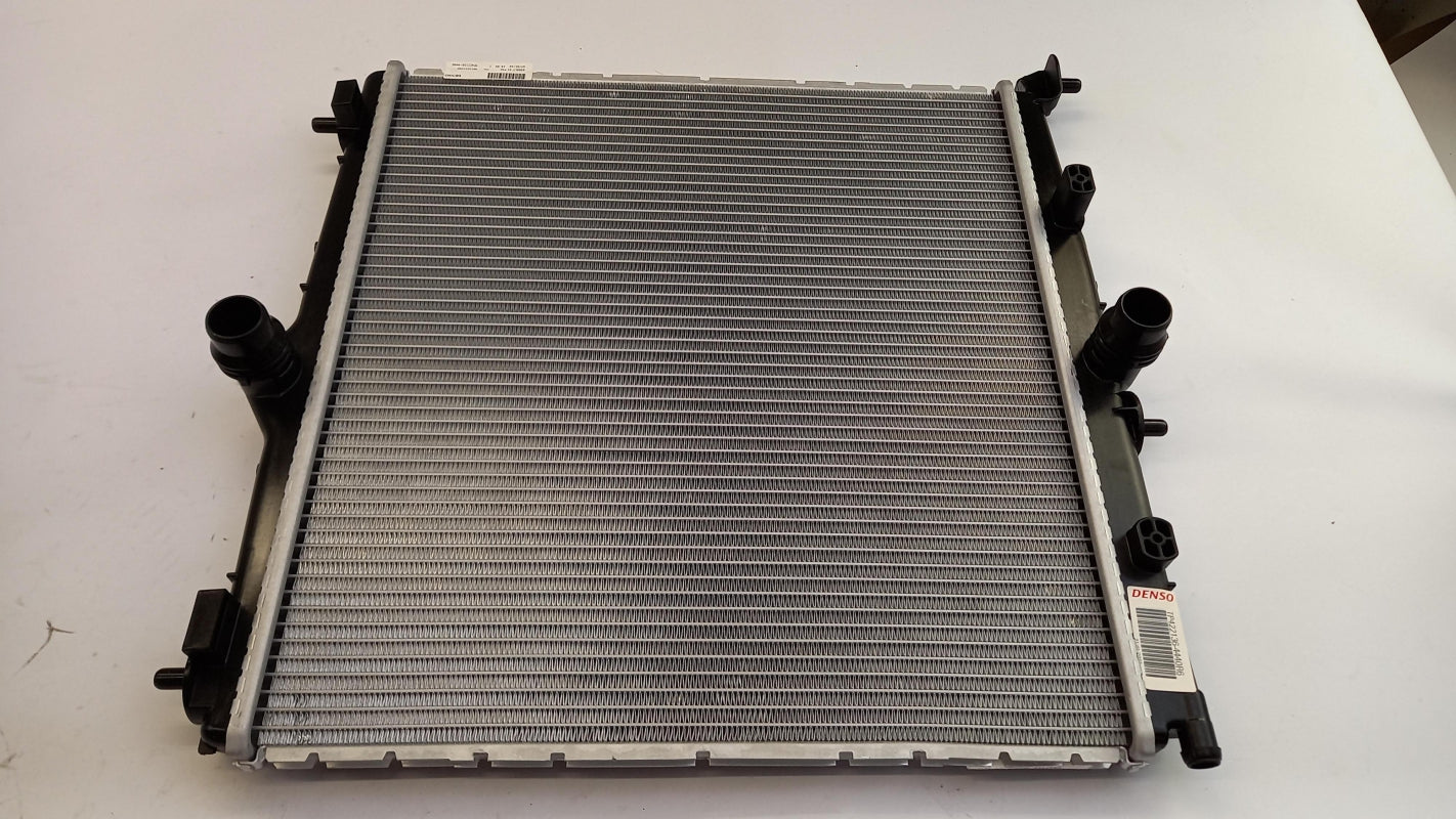 Original PEUGEOT 208 Wasserkühler 9825332380