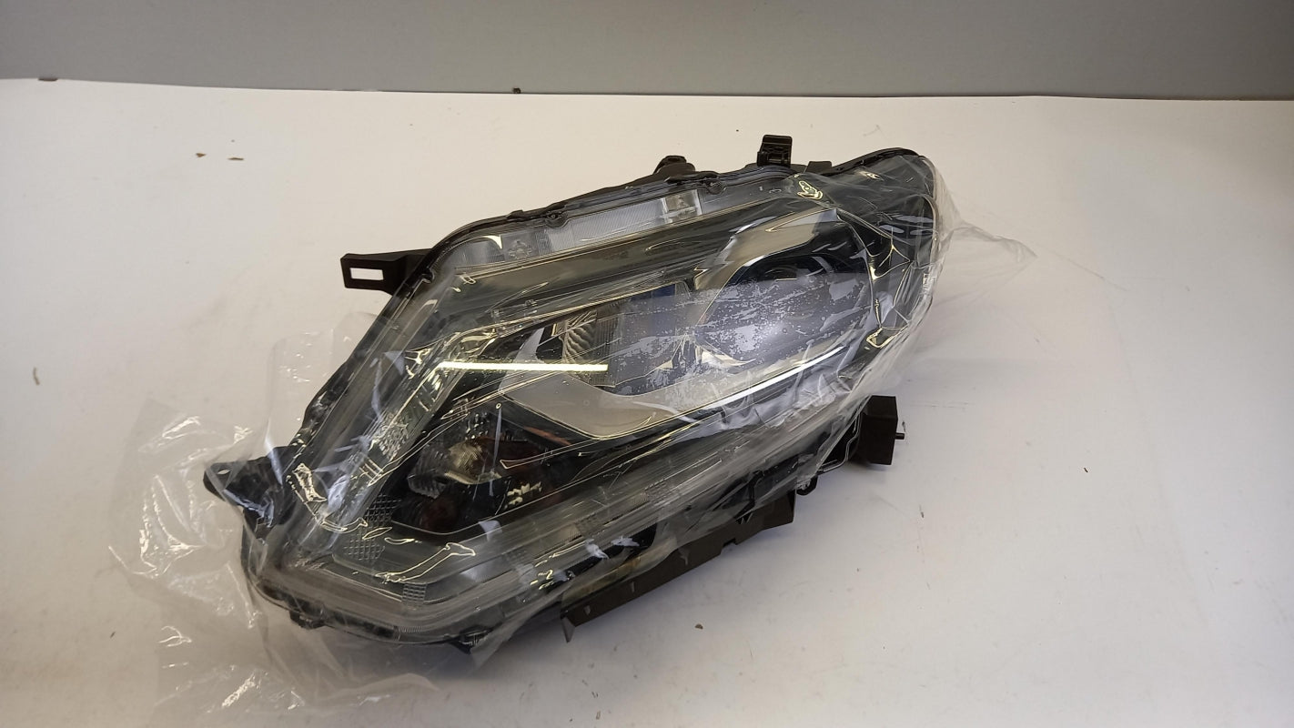 Original OE NISSAN Scheinwerfer 260604CC6C