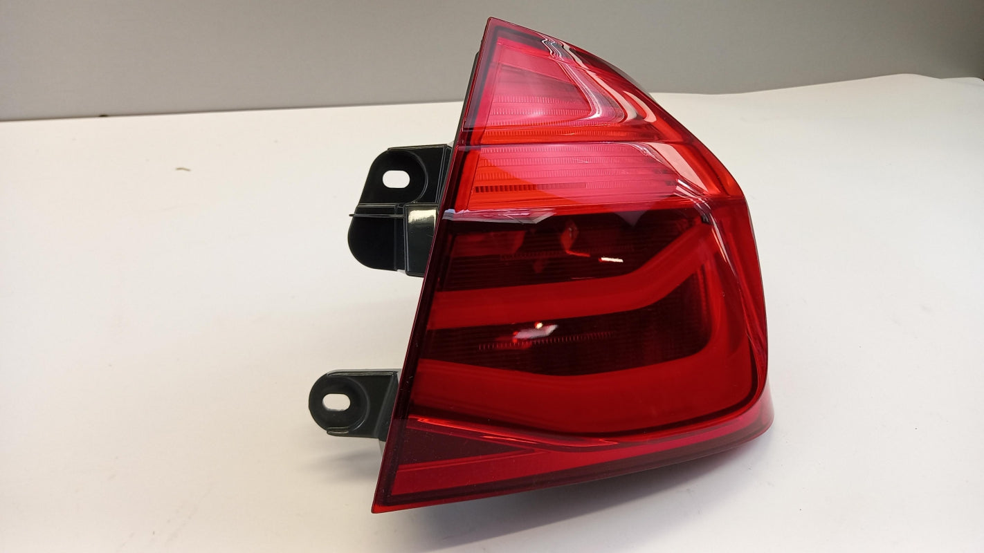 Original BMW  3 Series F30 Sedan Heckleuchte Rechts LED 63217369118
